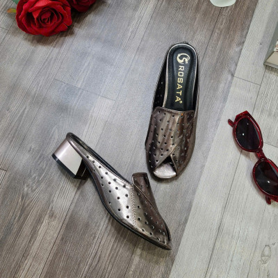 Dép nữ rọ đục lổ, gót vuông ROSATA RO684 - 4p - Bạc - BKSTORE