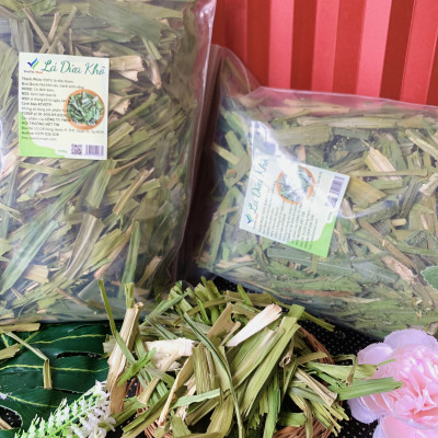 Lá Dứa Khô Viettin Mart 100g