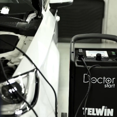 Máy Sạc & Khởi Động Ắc Quy Thông Minh Telwin DOCTOR START 630