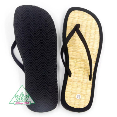 Dép chiếu xỏ ngón Hương Quế DKS-10 làm từ lụa tơ tằm - vải cotton - lớp đế cao su xốp cho đôi chân thơm, mát và khô thoáng