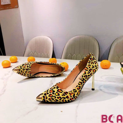 Giày đi tiệc nữ phong cách độc đáo họa tiết da beo cao 8cm RO702 ROSATA tại BCASHOP mũi nhọn bọc kim loại vừa sang vừa cá tính