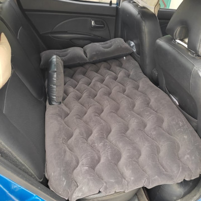 Giường nệm hơi gấp xếp du lịch cho xe hơi, ô tô 4 đến 7 chỗ (giao mẫu ngẫu nhiên)