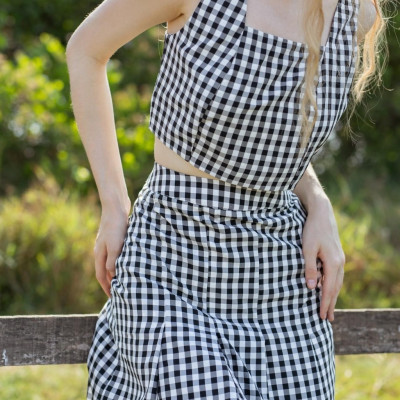 Set áo váy caro đen NGADO