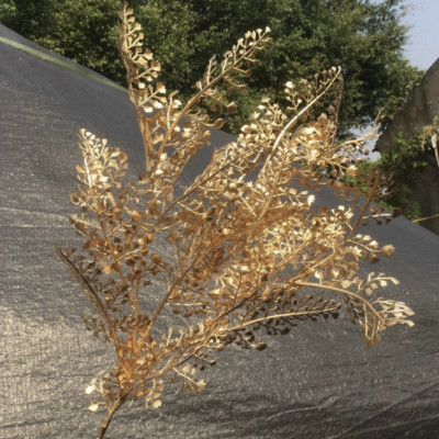 Cành lá rẻ quạt, tai chuột, cành đào đông giả phủ vàng mix đào đông siêu đẹp.