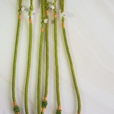 Sợi Dây Đeo cổ mới Xanh Lá Kiểu dạng rút đẹp Size 3mm x dài trồng cổ Anh Chị tự chỉnh theo ý 23cm - 30cm Phối với mặt Phật, mặt dây chuyền nam nữ đeo được hết rẻ đẹp ạ